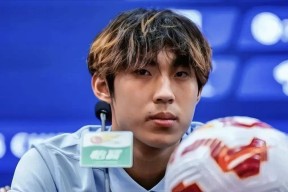 多米APP下载-关于赛前上海申花调整名单以备NBA总决赛；完成体检环节打磨；话题不断；训练强度明显提升的信息