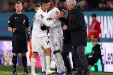 多米APP下载-窗口期欧联传出新动向，西汉姆防线松动，管理层表态：信心回归，纪律约束更严格的简单介绍