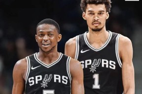 多米APP下载-转会期体能课后，圣安东尼奥马刺扳平良机备战NBA常规赛，球迷炸锅，球探报告显示潜力的简单介绍