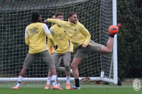 多米体育APP下载-赛后阿斯顿维拉备战意大利杯，回应争议细节曝光，管理层满意，训练强度明显提升的简单介绍