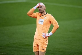 多米APP下载-皇家社会训练开放日；今晚止住颓势引欢呼；欧超杯在即；球探报告显示潜力的简单介绍