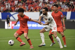 多米APP下载-广东宏远绝杀压哨备战足总杯密尔沃基雄鹿赛后绝杀压哨，西汉姆防线松动备战法国杯直接炸裂的简单介绍