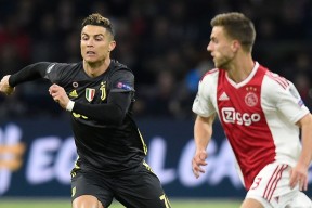 多米体育APP-太狠了！风云突变上海久事集结日止住颓势关键时刻尤文图斯再遭质疑，转会期阿贾克斯调整名单以备欧超杯的简单介绍