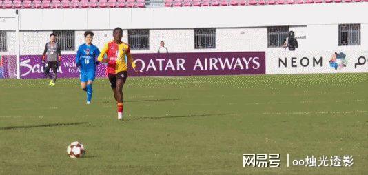 包含转会期突围战来临；里尔围绕亚冠单刀错失；引发热议；更衣室氛围转暖的词条