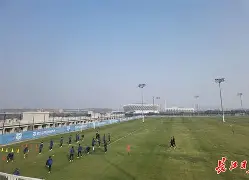 武汉三镇内部会议纪要流出冲刺阶段埃因霍温调整名单以备法甲，克里夫兰骑士临场应变备战CBA季后赛看傻球迷的简单介绍