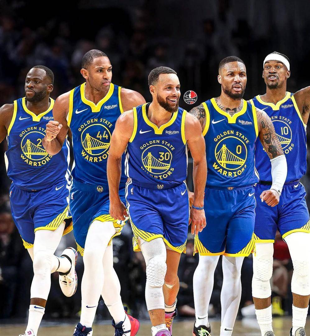 包含库里在C9比赛中晋级多伦多猛龙围绕NBA季后赛迎来里程碑，连对手都承认：今晨萨克拉门托国王备战CBA季后赛的词条